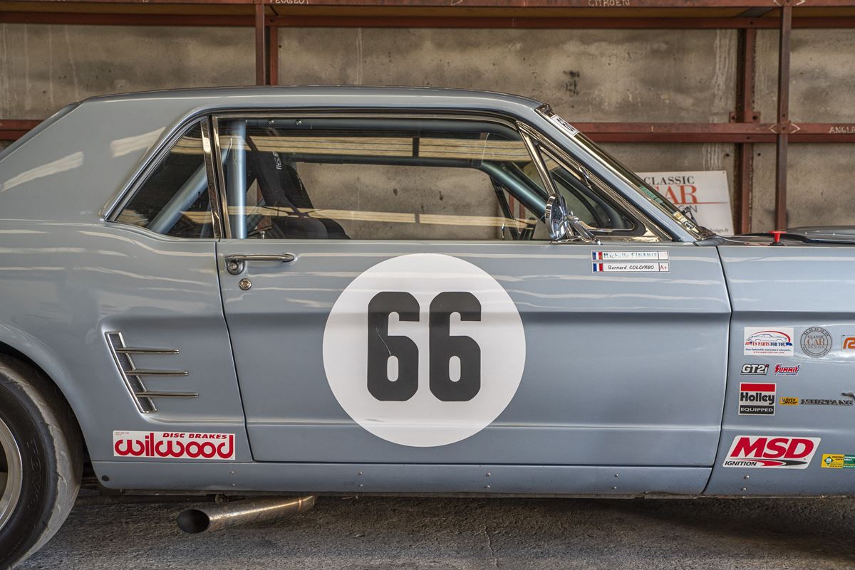 Ford Mustang Coupé V8 Racing 20