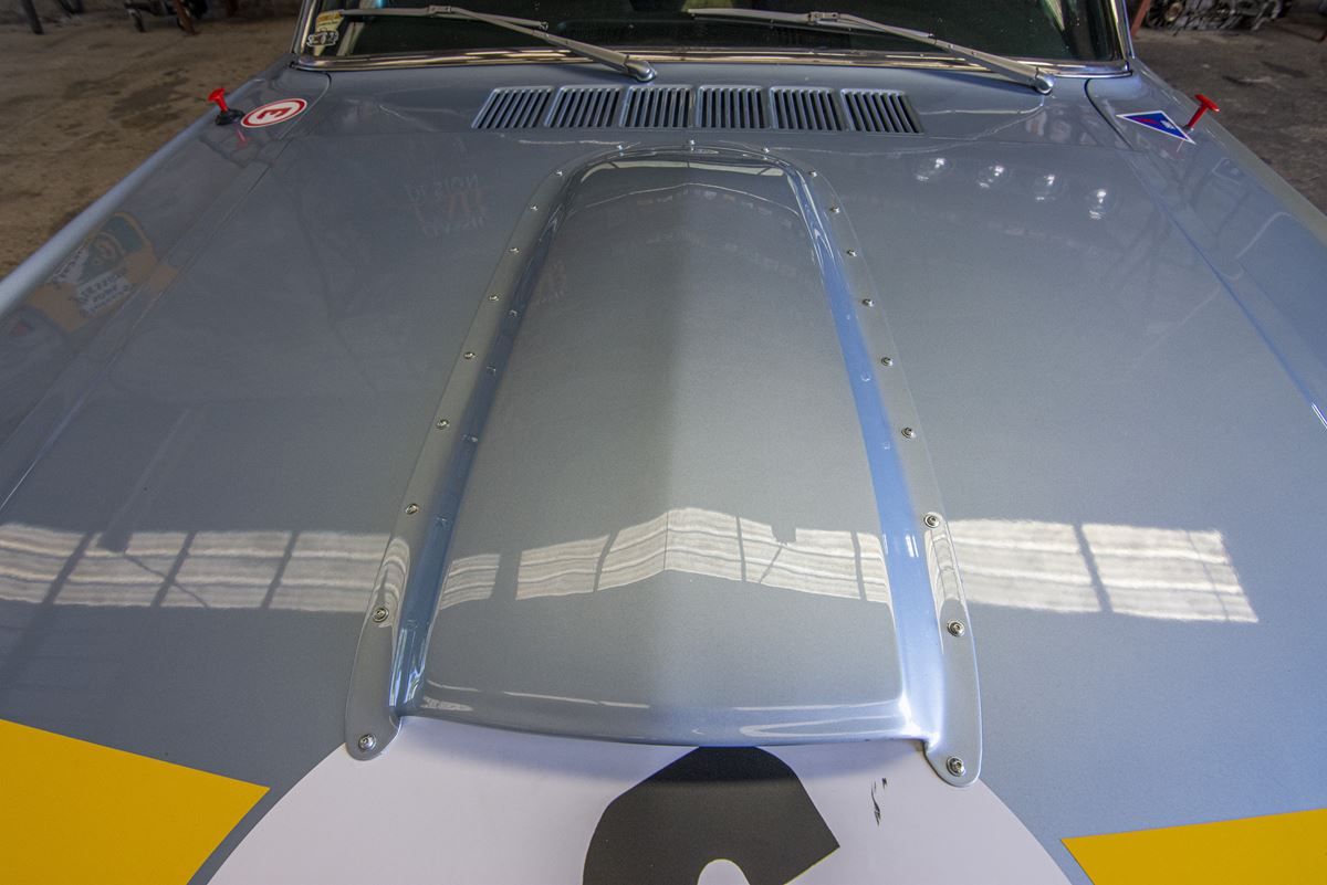 Ford Mustang Coupé V8 Racing 88