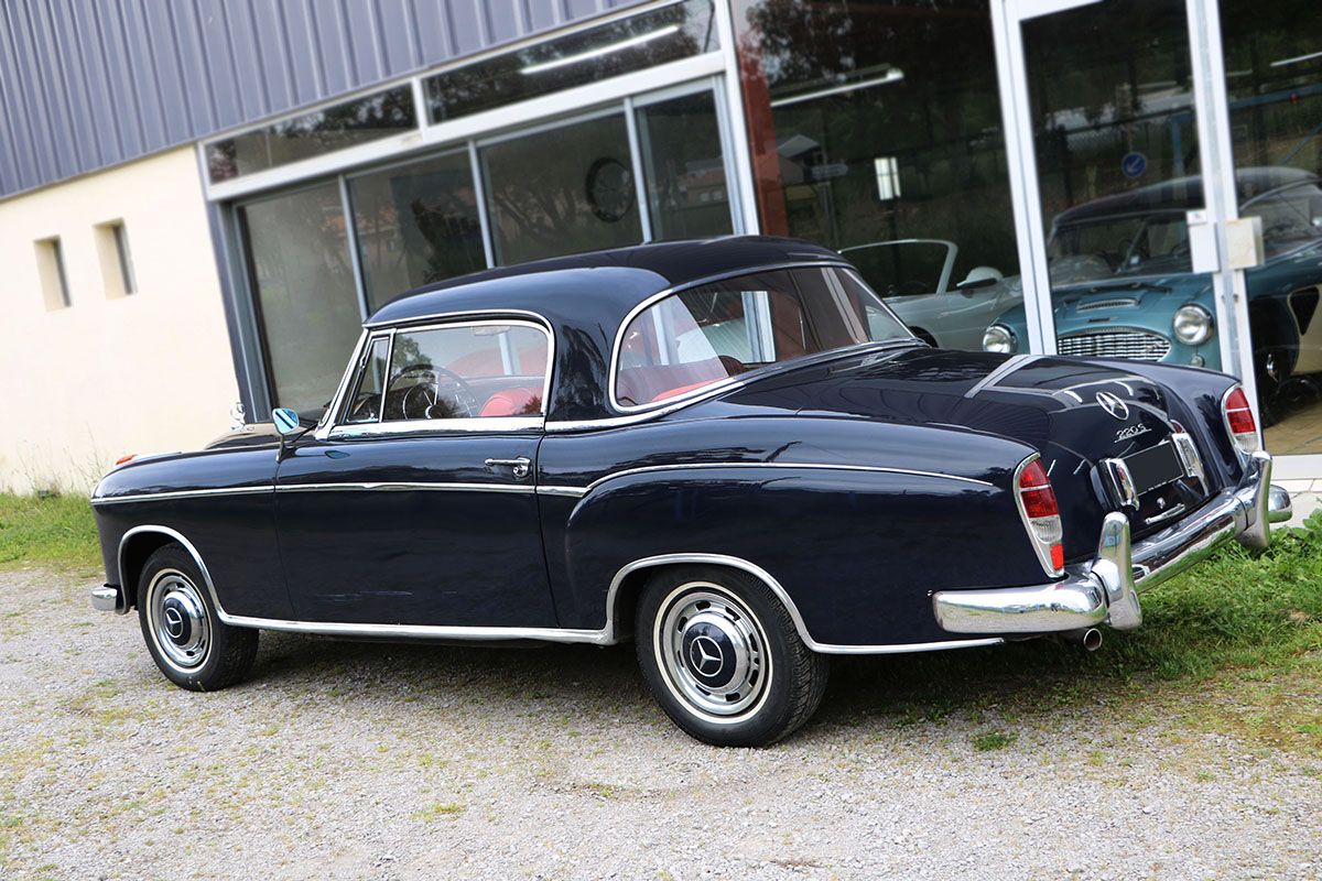 220S Coupé ponton 7