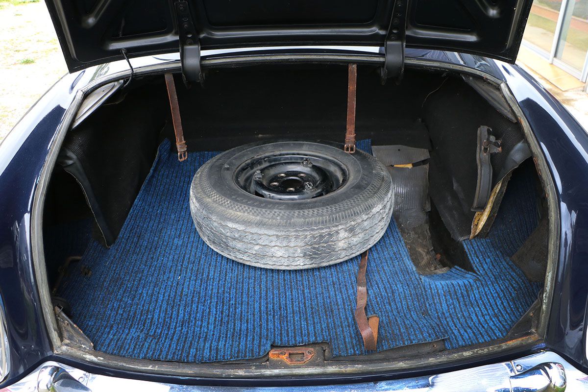 220S Coupé ponton 39