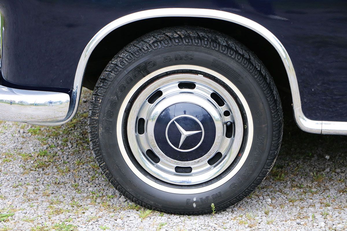 220S Coupé ponton 46