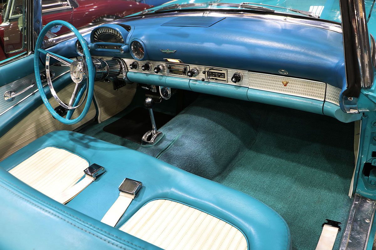 Ford Thunderbird 1956 47
