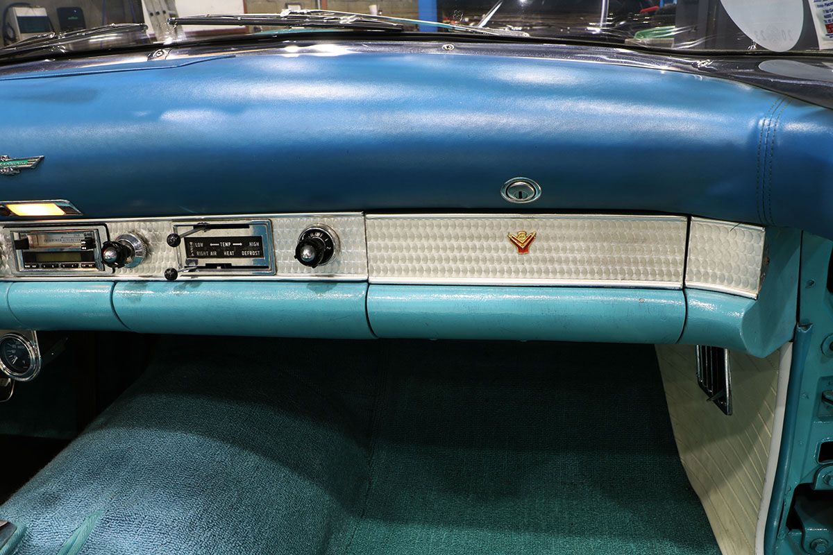 Ford Thunderbird 1956 49