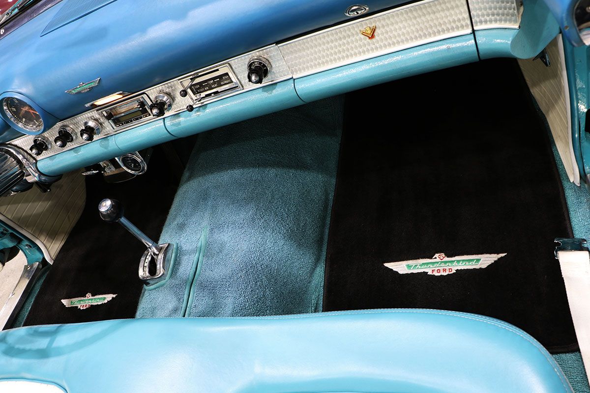 Ford Thunderbird 1956 50