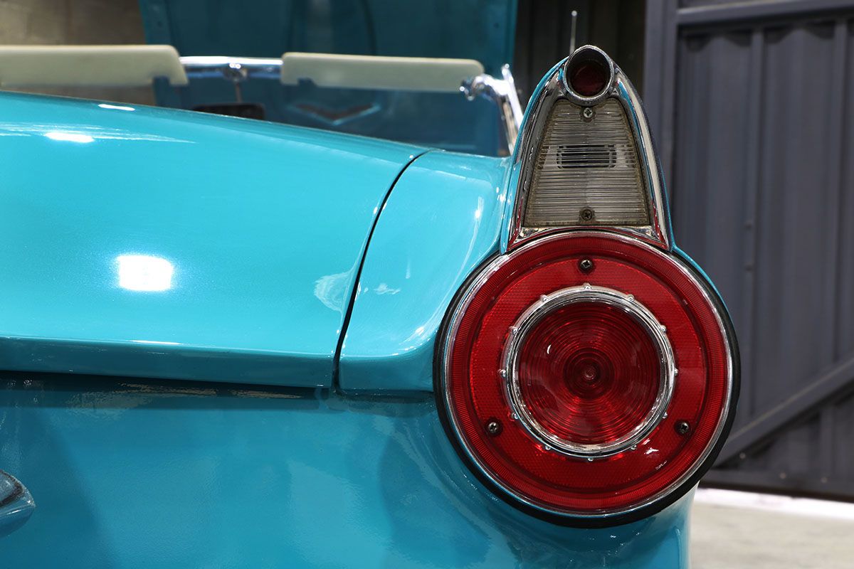 Ford Thunderbird 1956 86