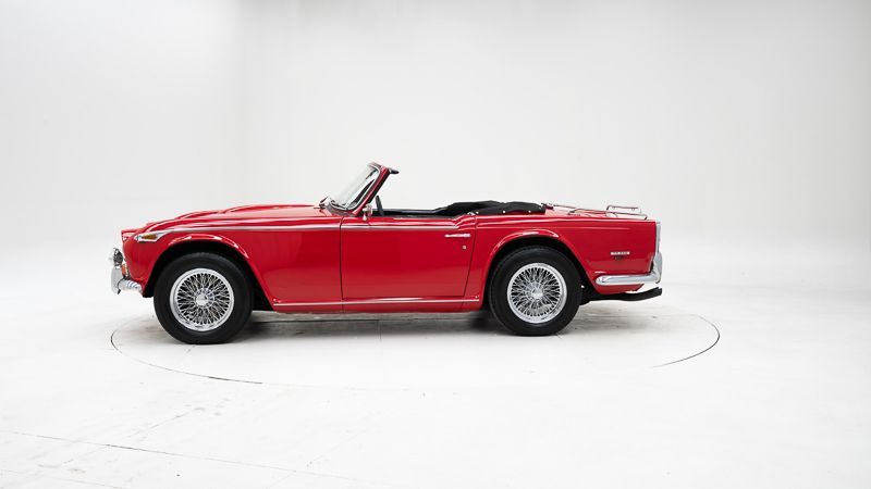 Triumph TR250 + Overdrive 9