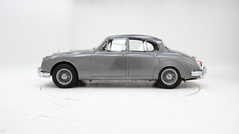 V8 250 9