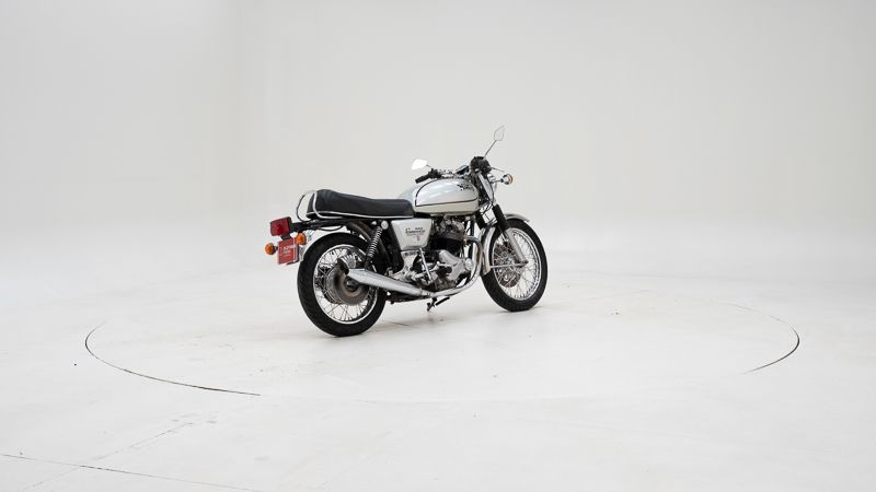 Commando 850 3