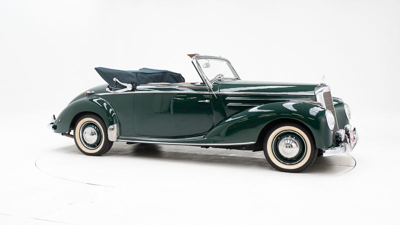 Mercedes-Benz 220 A Cabriolet 4