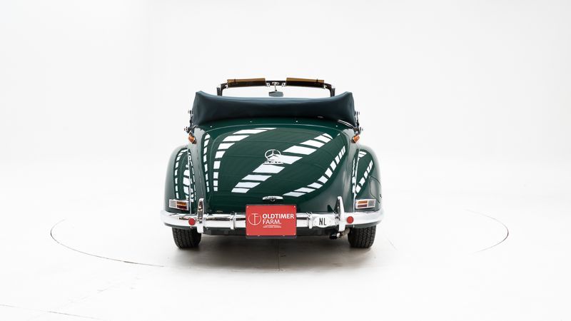 Mercedes-Benz 220 A Cabriolet 8