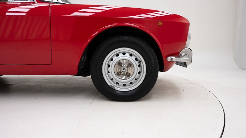 Alfa Romeo 2000 GT Veloce 11