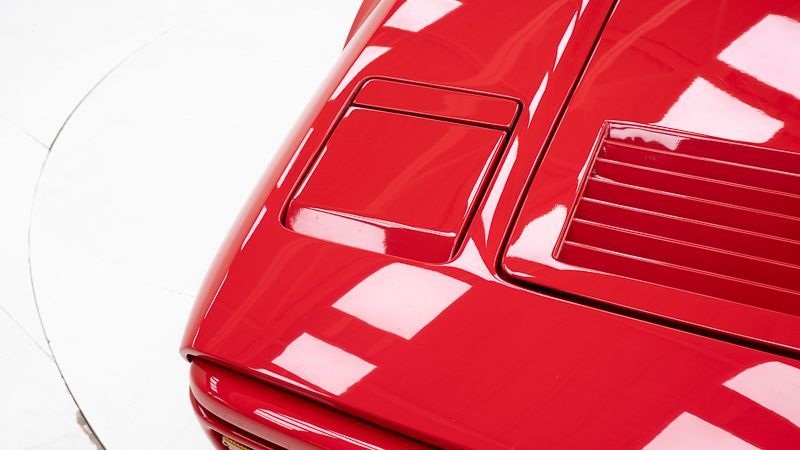 Ferrari 328 GTB 11