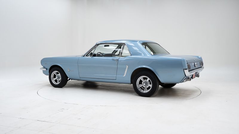 Ford Mustang 5