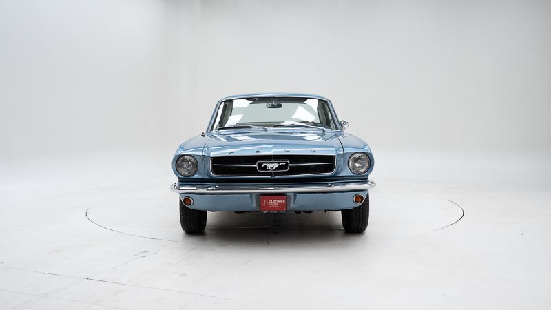 Ford Mustang 6