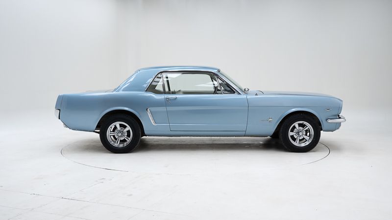 Ford Mustang 7