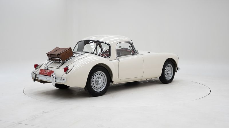MG A Coupe Twin Cam 3