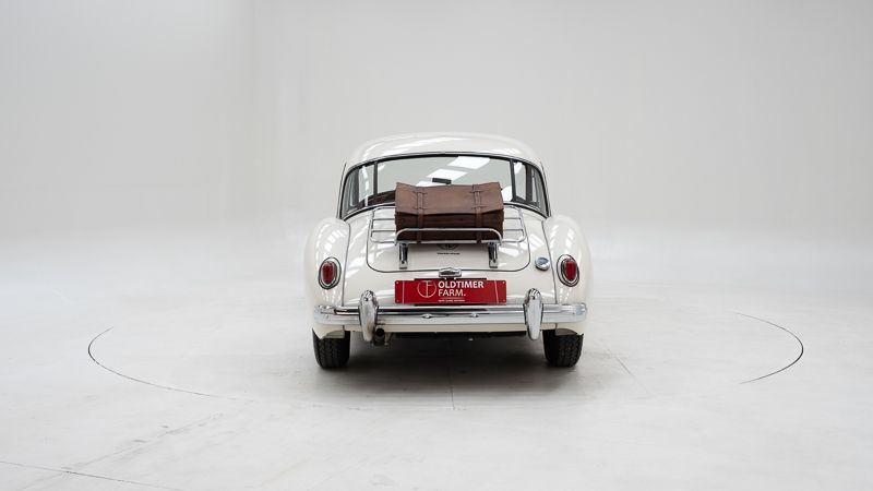 MG A Coupe Twin Cam 8