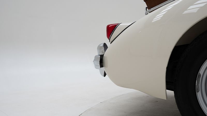 MG A Coupe Twin Cam 21