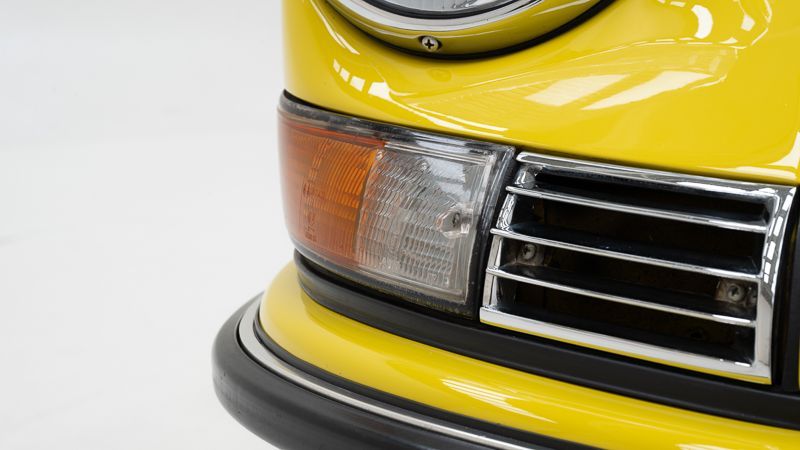 Porsche 911 2.2 E Targa 16