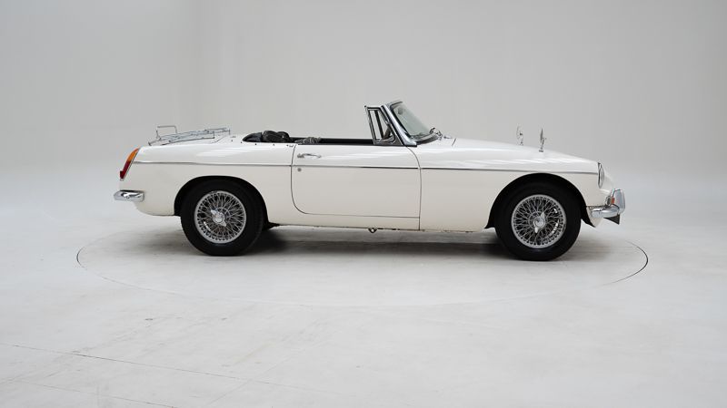 MG B 7