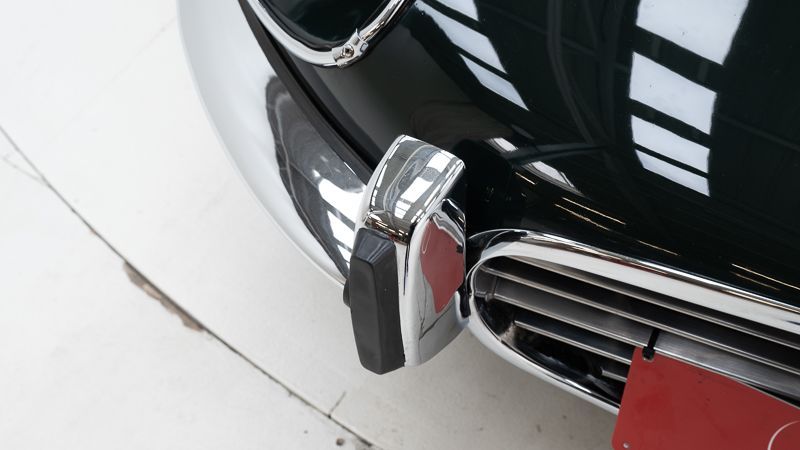 Jaguar E-TYPE Series 3 V12 13
