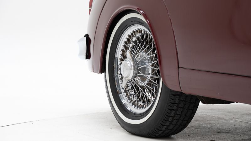Jaguar MKII 17