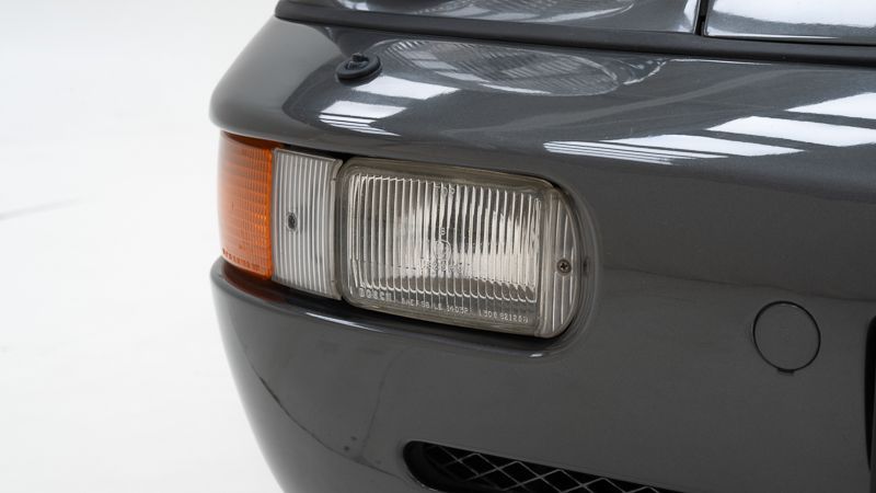 Porsche 911 964 Carrera 2 14
