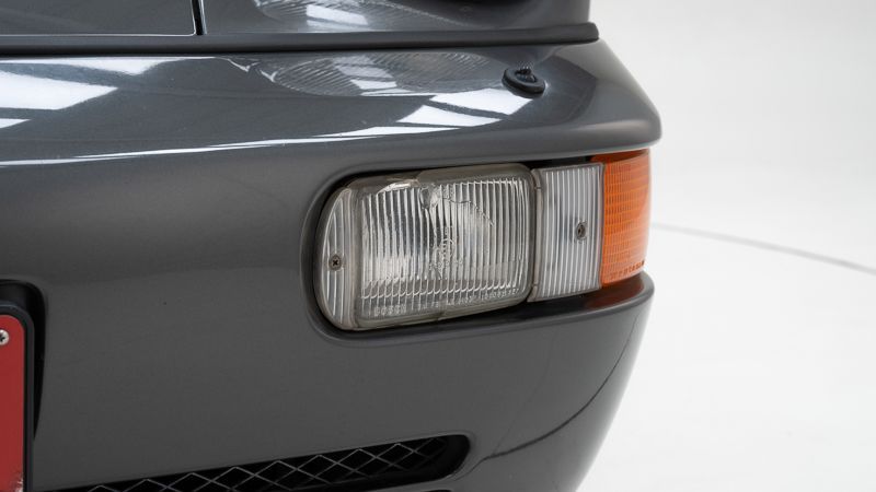 Porsche 911 964 Carrera 2 15