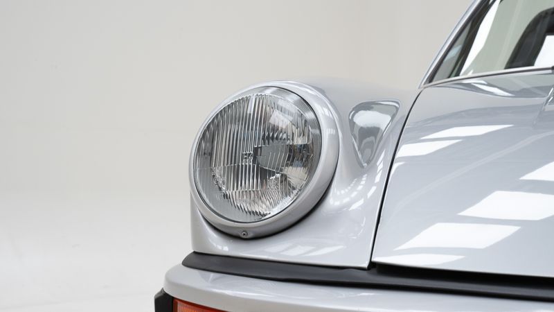 Porsche 911 3.0 SC Targa 16