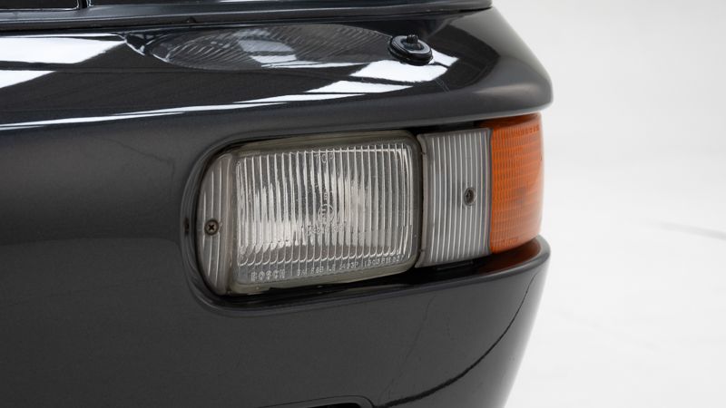 Porsche 911 964 Carrera 4 15