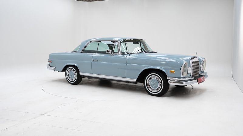 Mercedes-Benz 280 SE 4