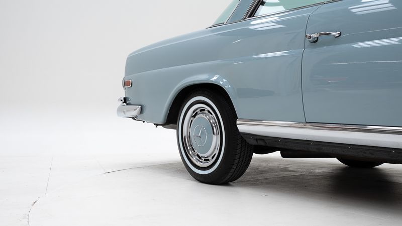 Mercedes-Benz 280 SE 19