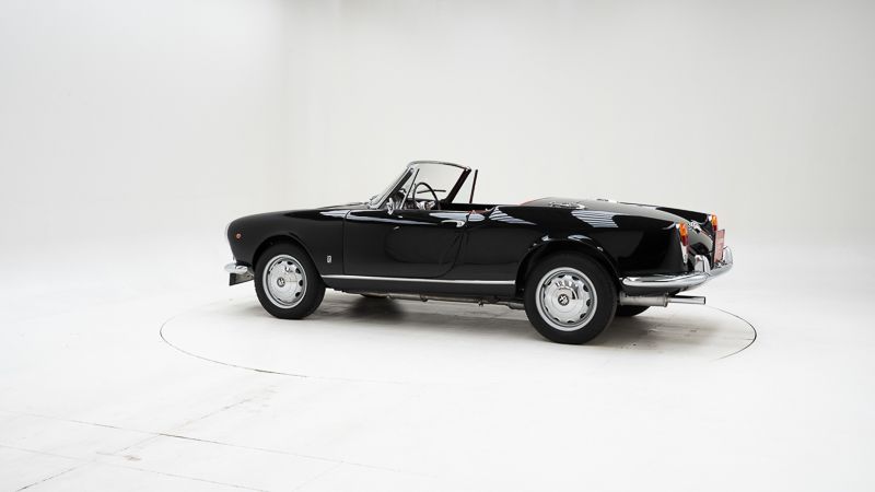 Alfa Romeo 1600 Giulia Spider 5