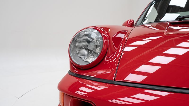 Porsche 911 964 RS 18