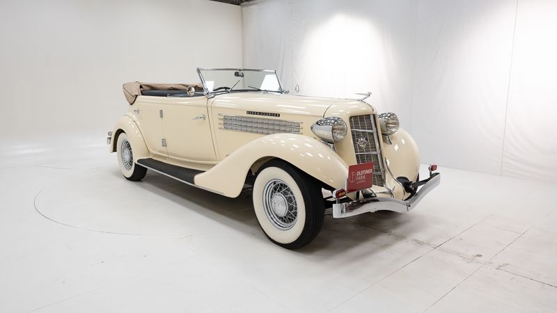 852 SC Phaeton Sedan 18