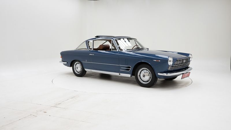 Fiat 2300 S Coupe 4