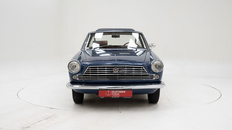 Fiat 2300 S Coupe 10