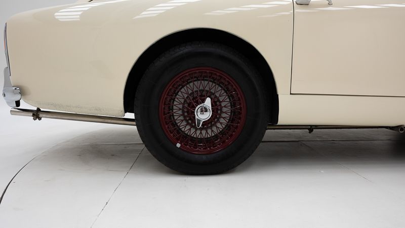 Aston Martin DB 2 MKIII 17