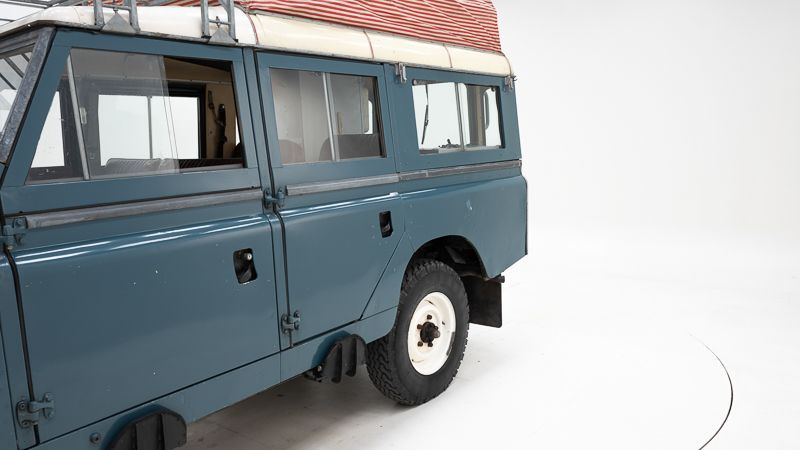 Series II a 109 Dormobile 8