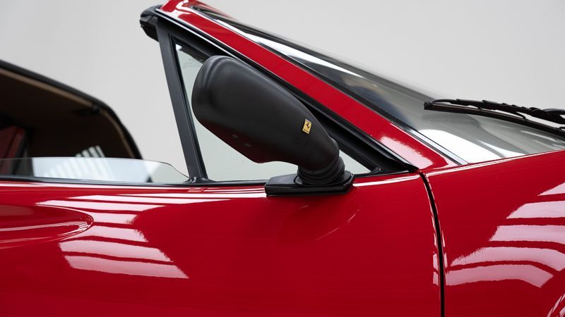 Ferrari 328 GTS 13