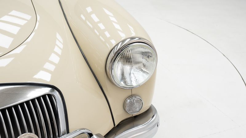 MG A 1500 12