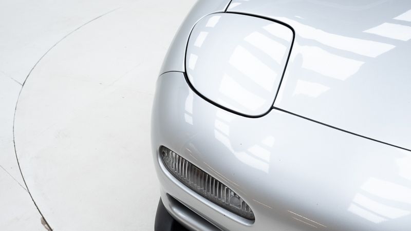 Mazda RX7 11