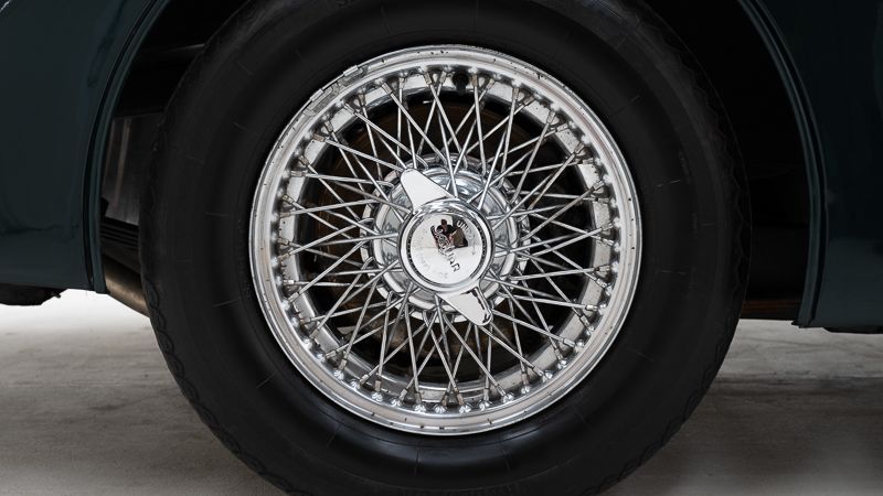 Jaguar XK 150 3.8 FHC 18