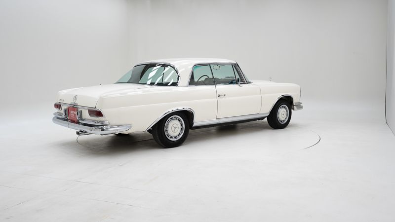 Mercedes-Benz 280 SE 3