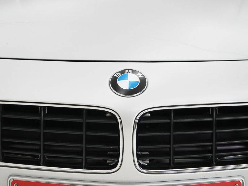 BMW Z8 '2000 13