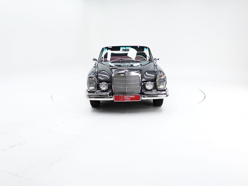 Mercedes-Benz 220 SE 6