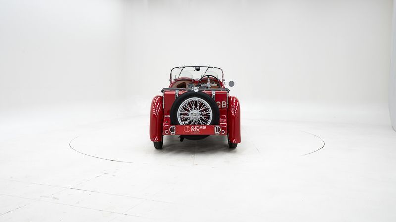 Nine Le Mans 8