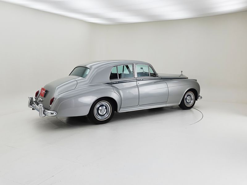 Rolls-Royce Silver Cloud II 3