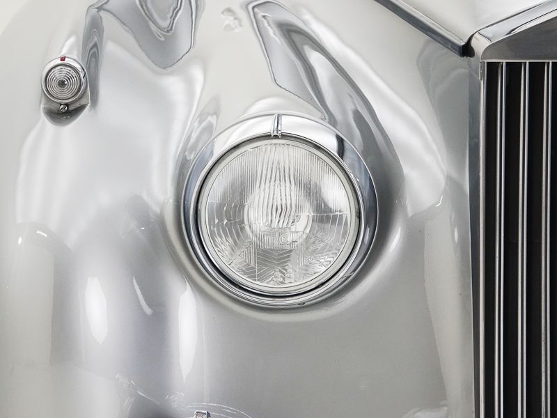 Rolls-Royce Silver Cloud II 12
