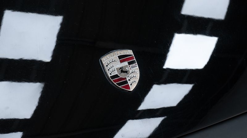 Porsche 911 3.0 SC 13